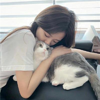 人前叫多莉,人后叫凯蒂